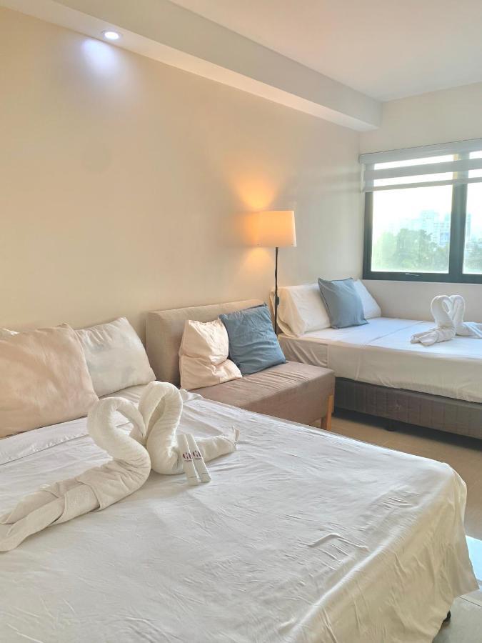 The Persimmon Studios Near Ayala And Sm City سيبو المظهر الخارجي الصورة
