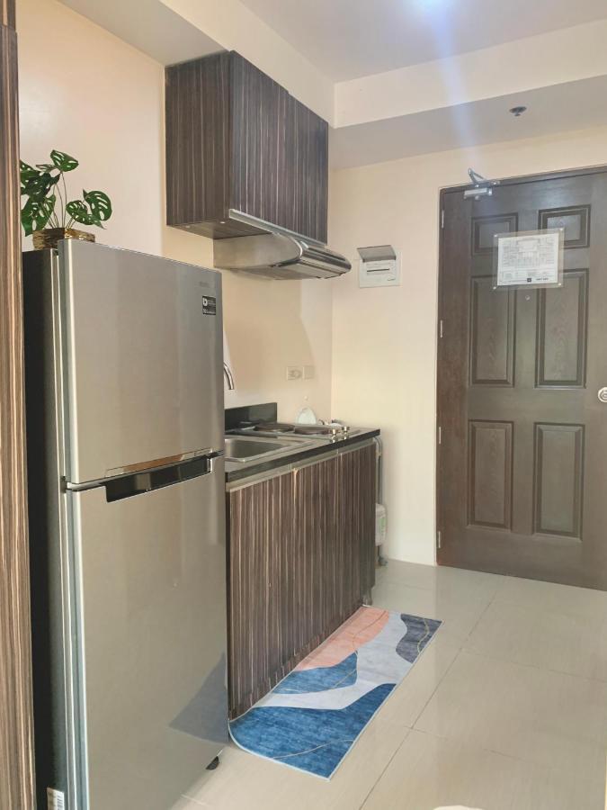 The Persimmon Studios Near Ayala And Sm City سيبو المظهر الخارجي الصورة