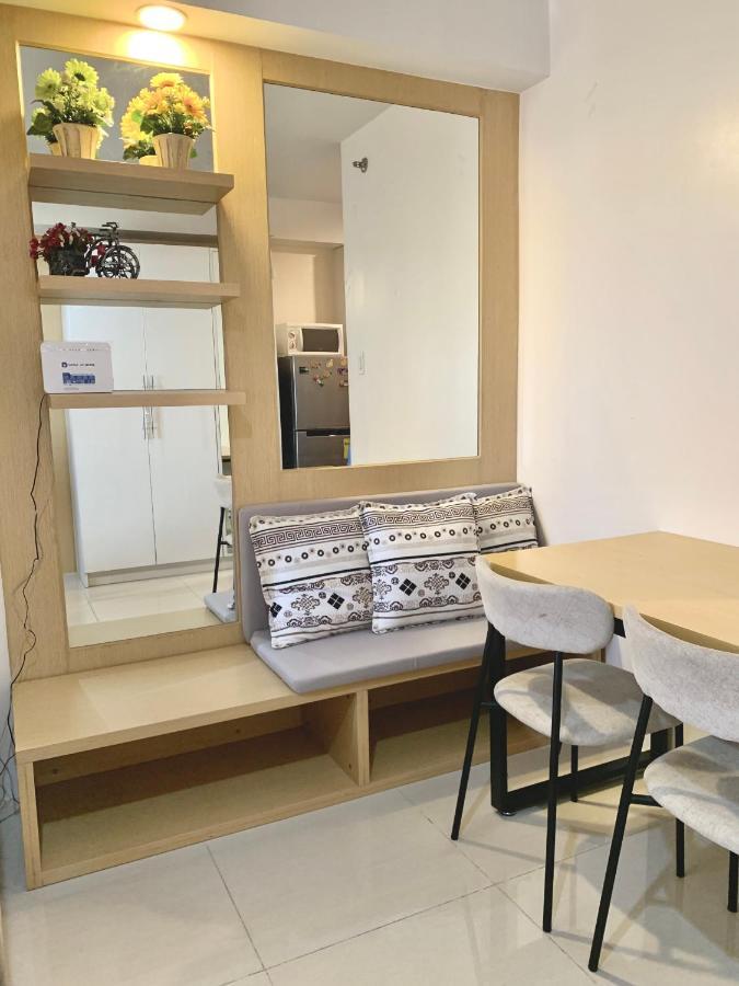 The Persimmon Studios Near Ayala And Sm City سيبو المظهر الخارجي الصورة
