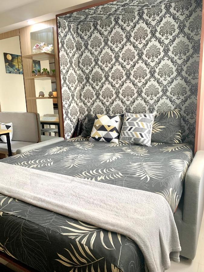The Persimmon Studios Near Ayala And Sm City سيبو المظهر الخارجي الصورة