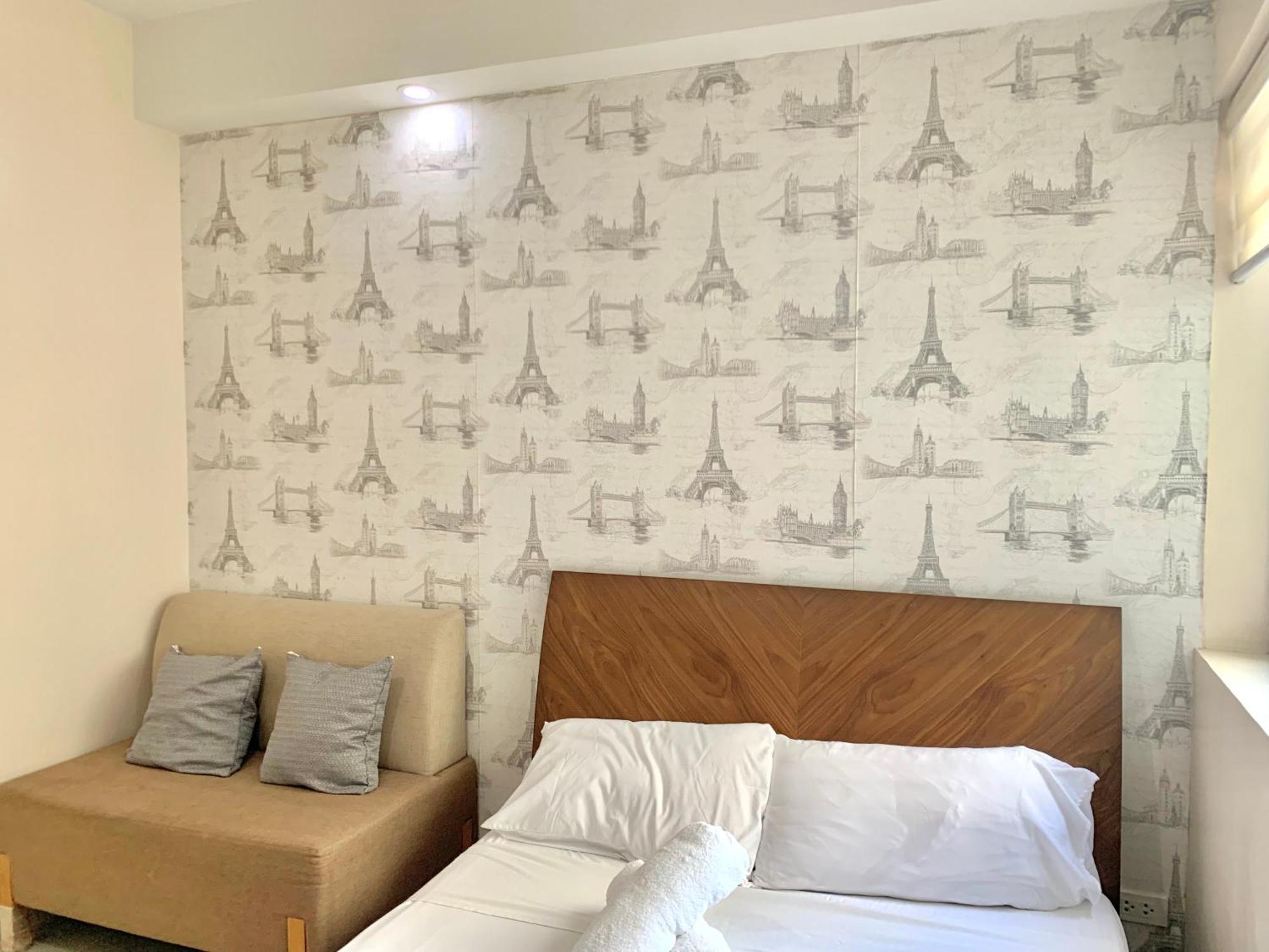 The Persimmon Studios Near Ayala And Sm City سيبو الغرفة الصورة